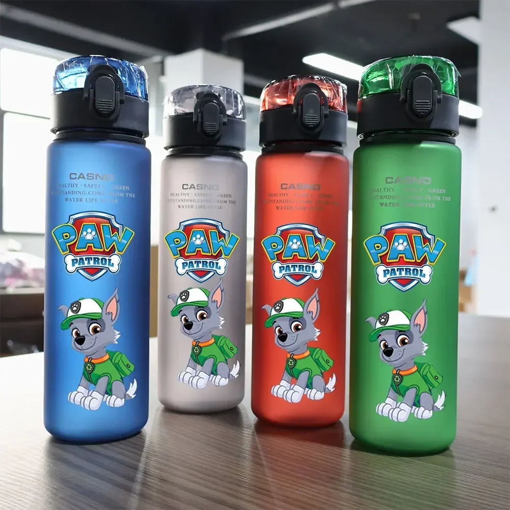 PAW Patrol-botella de agua grande de plástico para niños, vaso de plástico portátil para exteriores, Chase Marshall, regalo deportivo para estudiantes, 560ML