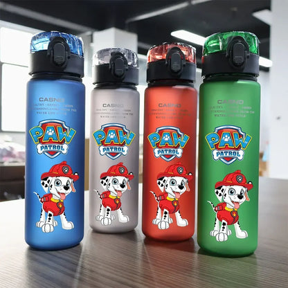 PAW Patrol-botella de agua grande de plástico para niños, vaso de plástico portátil para exteriores, Chase Marshall, regalo deportivo para estudiantes, 560ML