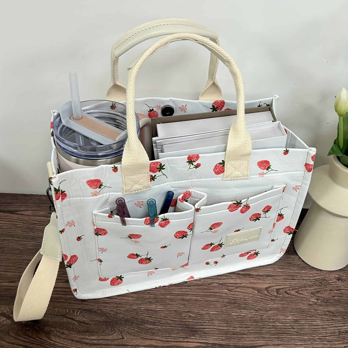 StrawberryTote Bolso para mujer Bolso de lona con parches Lindo bolso de hombro Bolso de mano con múltiples bolsillos para viajes de trabajo (solo bolso cruzado)